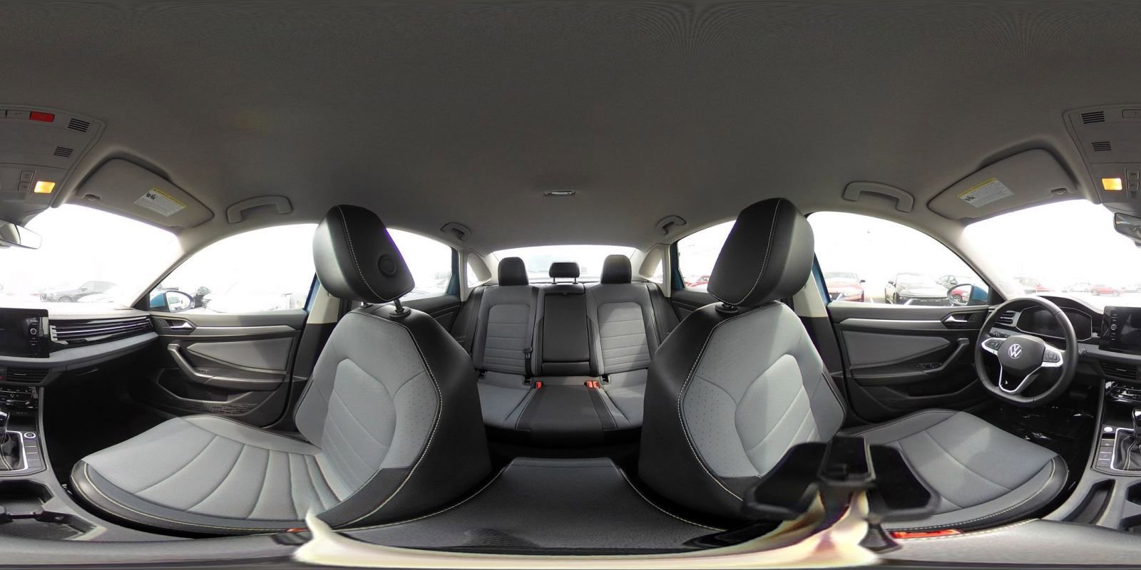 Used 2025 Volkswagen Jetta SE image 42