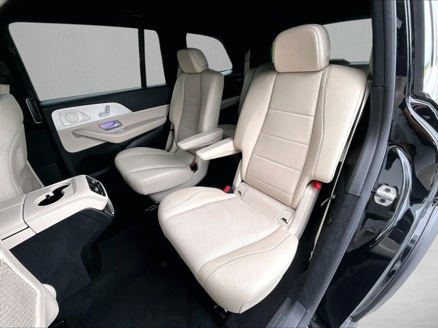 Certified 2025 Mercedes-Benz GLS 450 4MATIC image 28