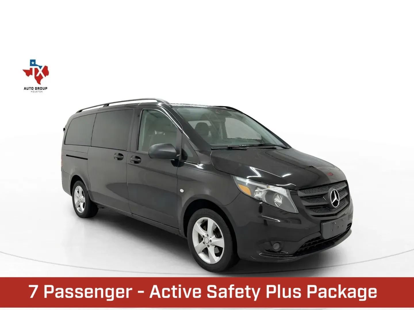 Used 2016 Mercedes-Benz Metris Passenger image 1
