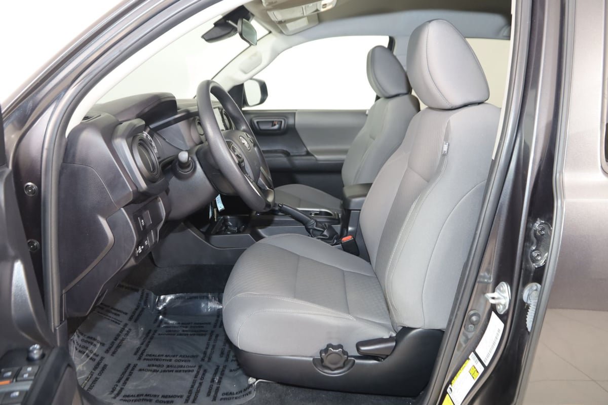 Used 2023 Toyota Tacoma SR AWD/4WD image 9