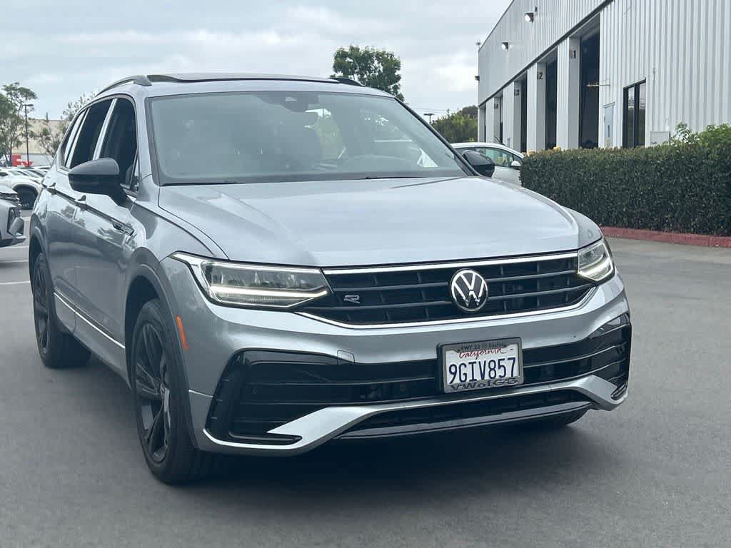 Used 2023 Volkswagen Tiguan SE R-Line FWD image 4