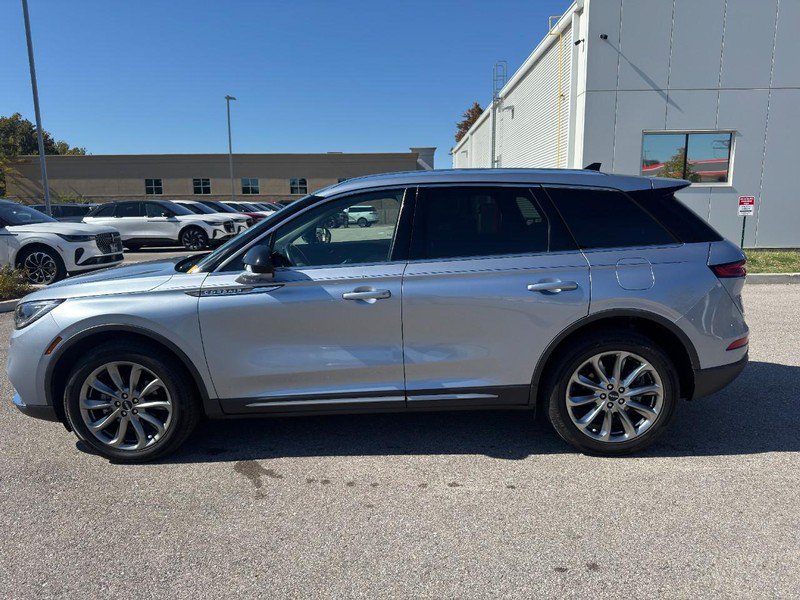 Used 2022 Lincoln Corsair FWD w/ Premium Package image 7