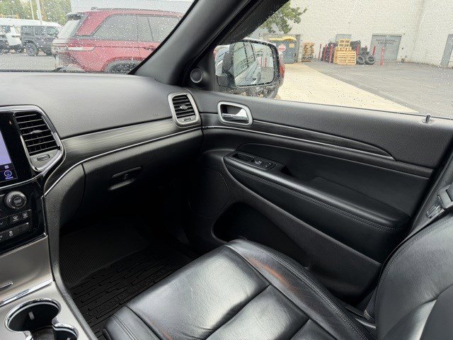 Used 2019 Jeep Grand Cherokee Limited w/ Trailer Tow Group IV image 19