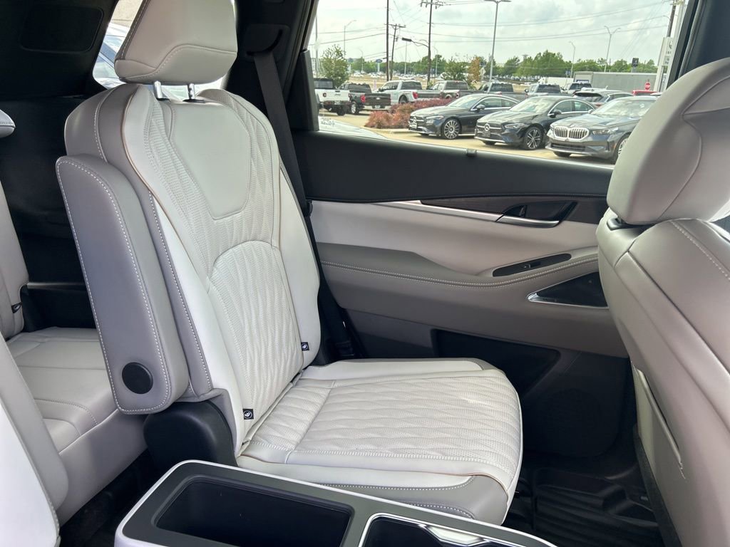 New 2026 INFINITI QX60 Autograph w/ Autograph Tech Package image 14