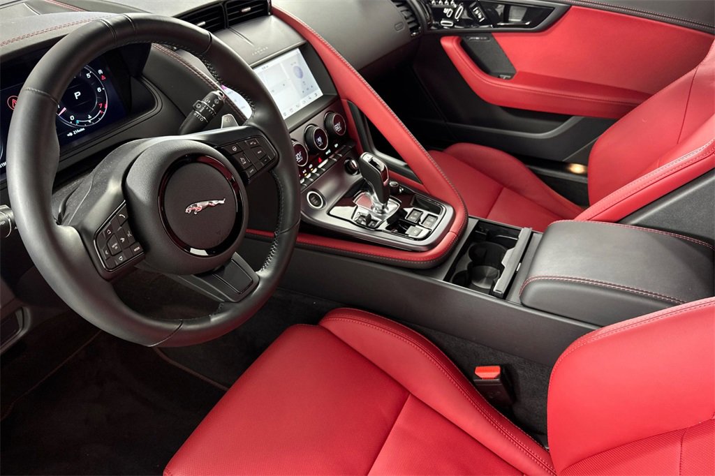 Used 2022 Jaguar F-TYPE Coupe image 10