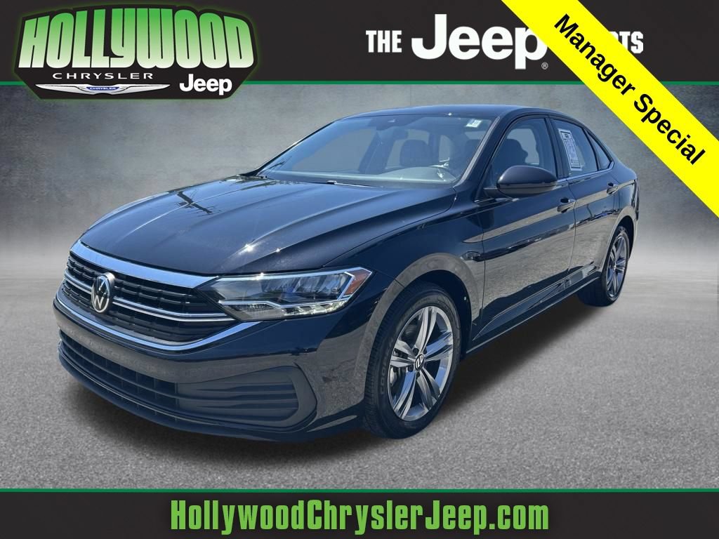 Used 2024 Volkswagen Jetta SE