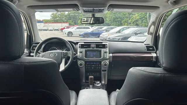 Used 2018 Toyota 4Runner Limited AWD/4WD image 26