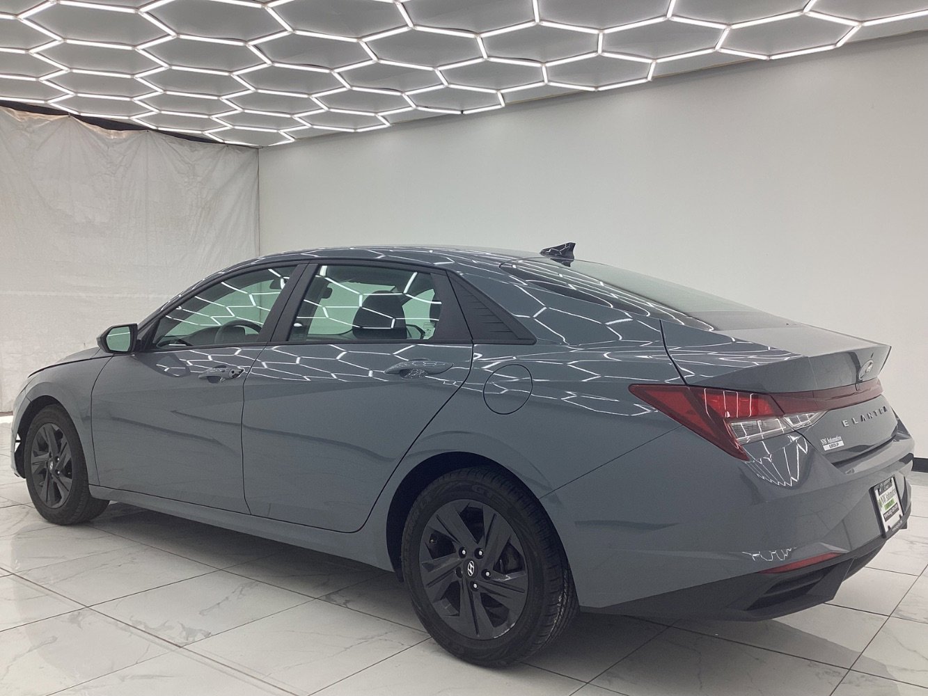 Used 2021 Hyundai Elantra SEL w/ Convenience Package image 11