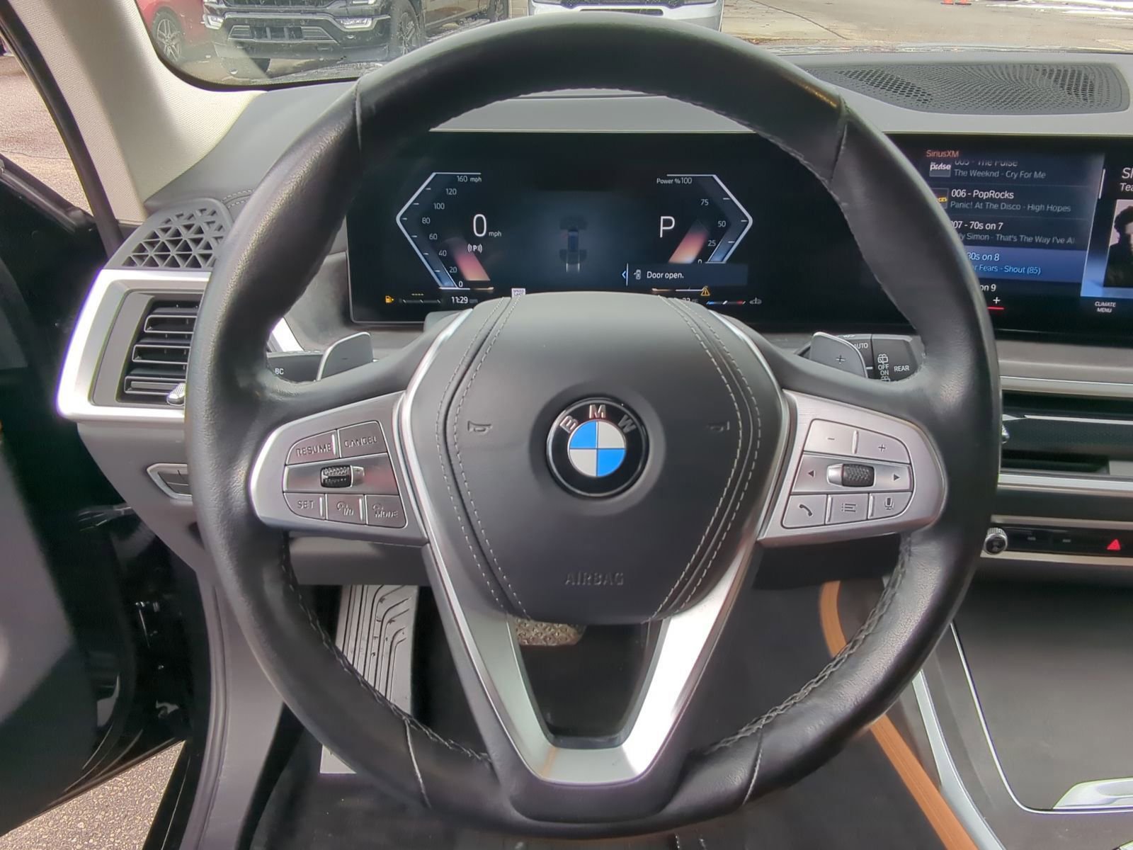 Used 2023 BMW X7 xDrive40i w/ Premium Package image 29