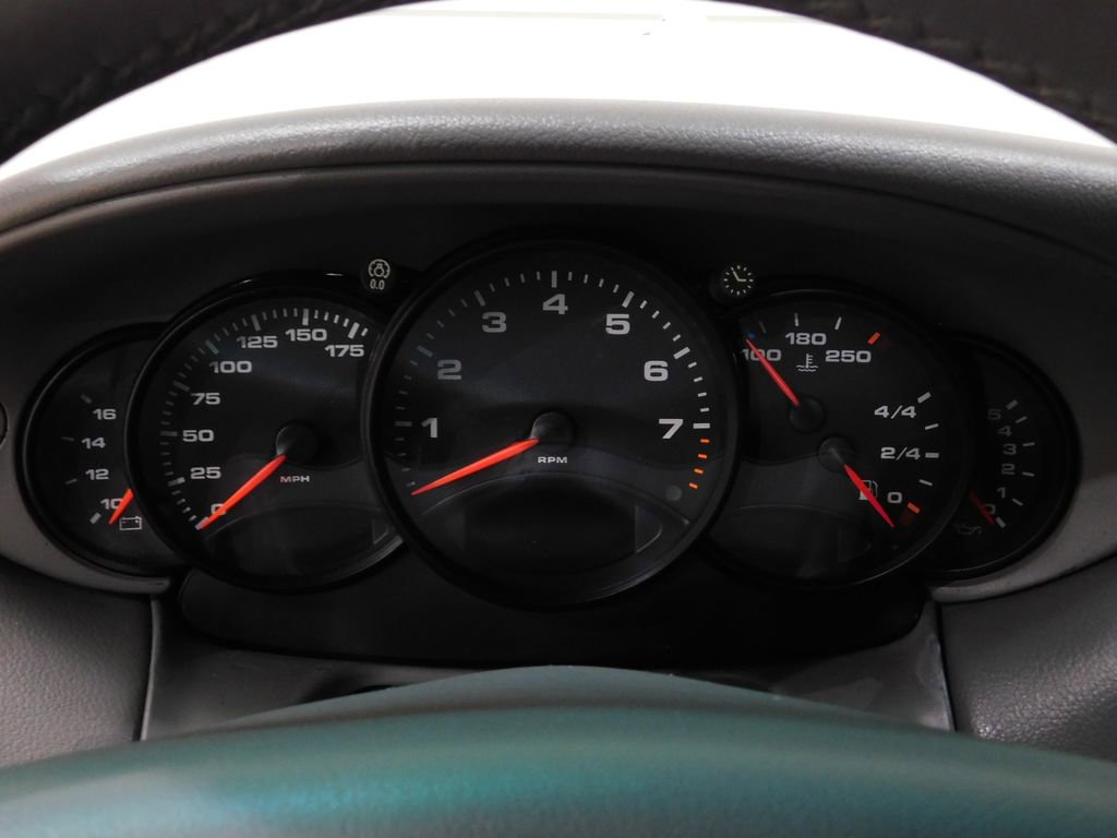 Used 2001 Porsche 911 Carrera 4 image 51