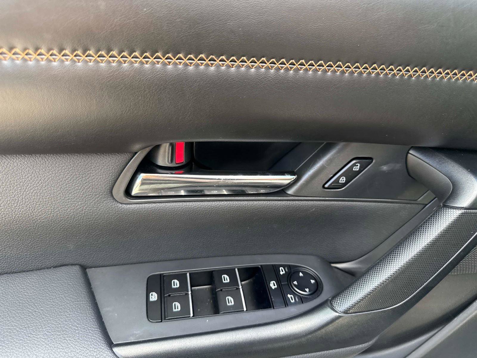 Certified 2025 MAZDA CX-50 2.5 Hybrid w/ Weather Package image 23