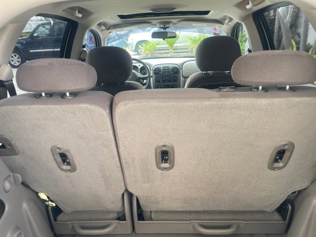 Used 2004 Chrysler PT Cruiser Touring image 92