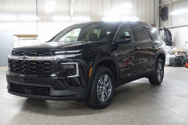 New 2025 Chevrolet Traverse LT w/ LPO, Floor Liner Package image 3