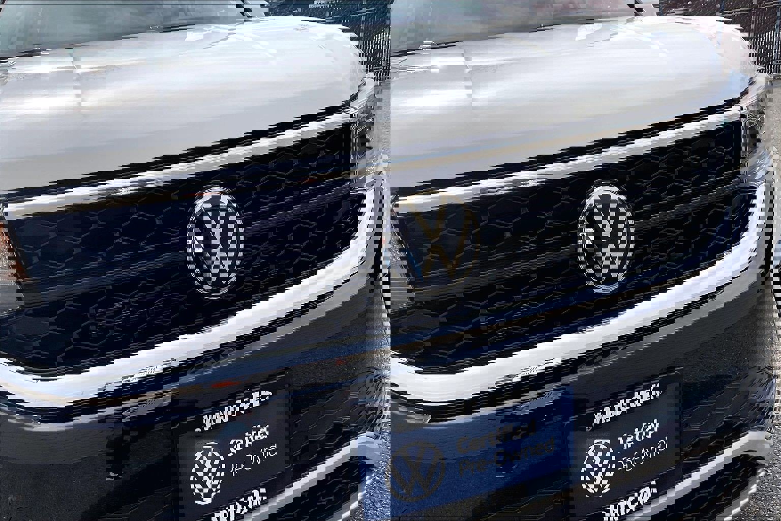 Certified 2022 Volkswagen Taos SE image 30