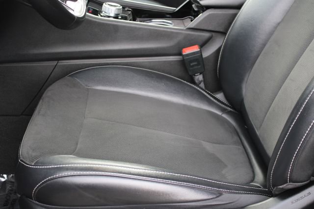 Used 2021 Jeep Grand Cherokee L Laredo image 23