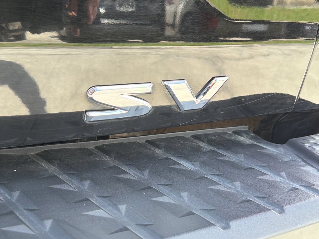 Used 2023 Nissan Titan SV RWD image 10