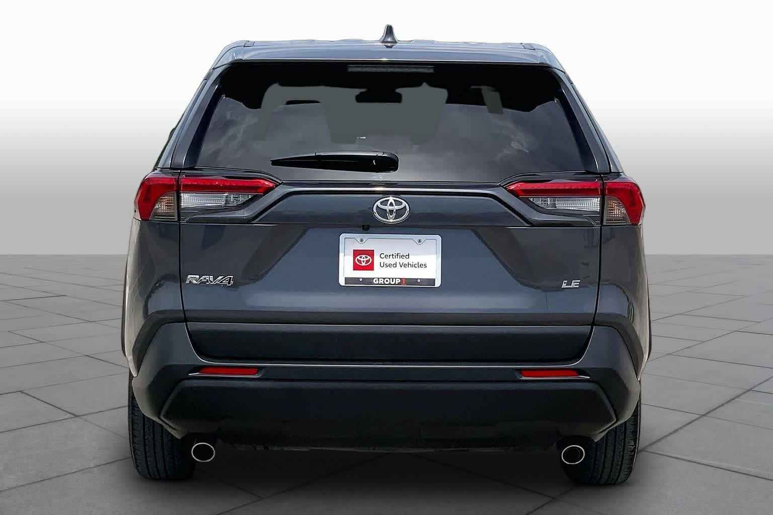 Used 2023 Toyota RAV4 LE FWD image 5