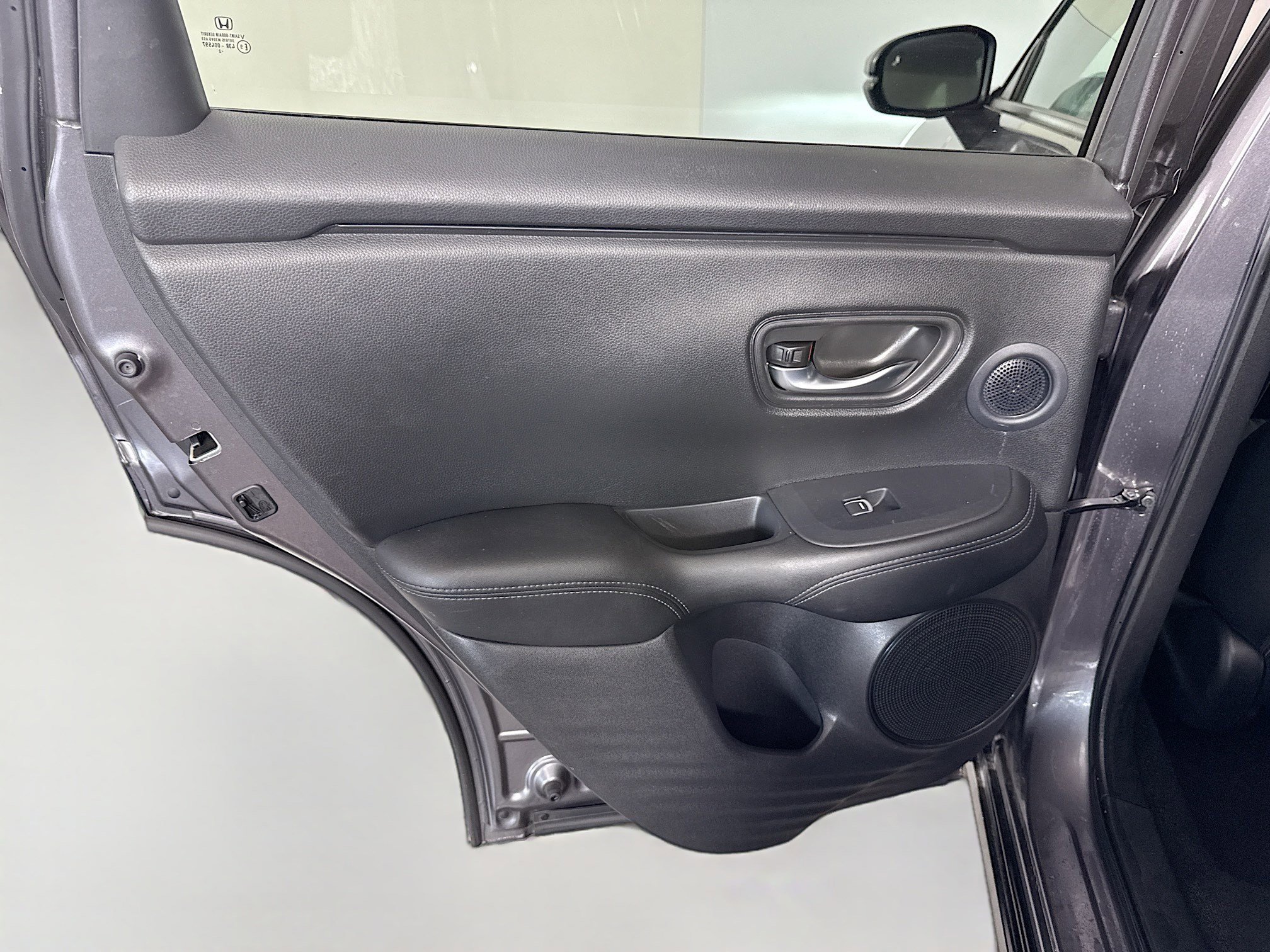 Used 2023 Honda HR-V EX-L image 26