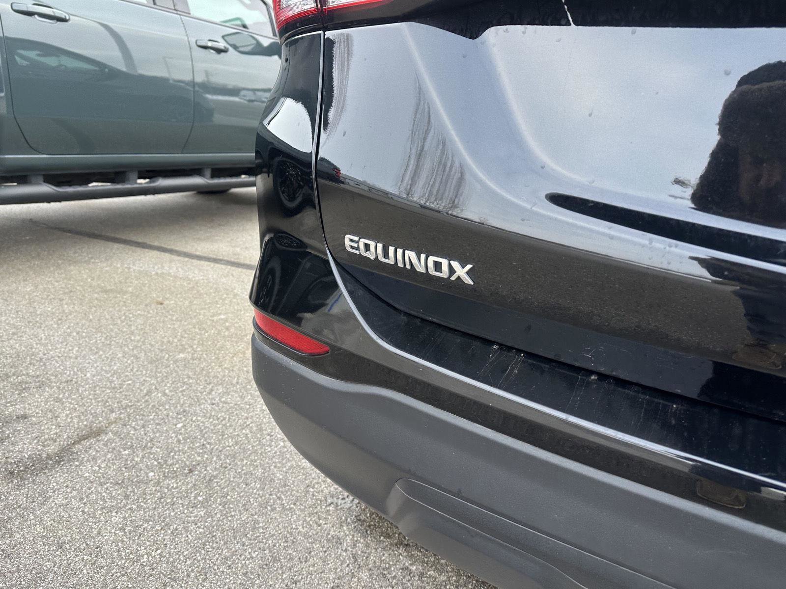 Used 2024 Chevrolet Equinox LS w/ LS Convenience Package image 4