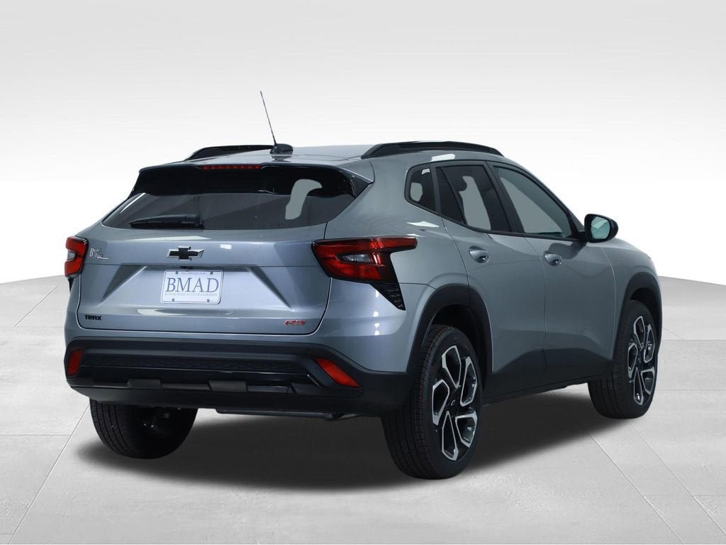 New 2026 Chevrolet Trax RS w/ Sunroof Package FWD image 14