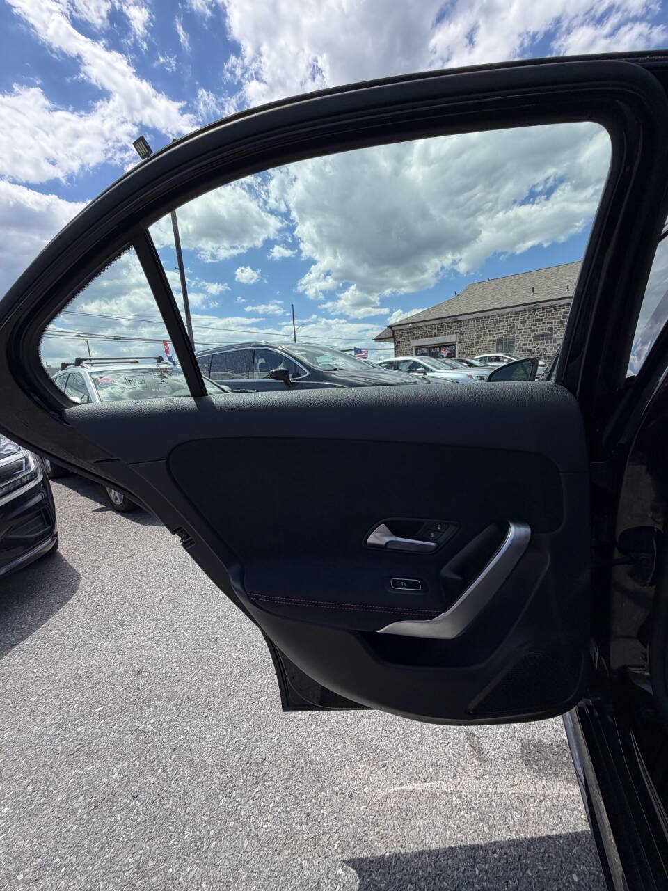 Used 2020 Mercedes-Benz A 35 AMG 4MATIC image 28