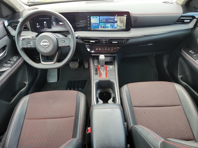 Used 2025 Nissan Kicks SR FWD image 13