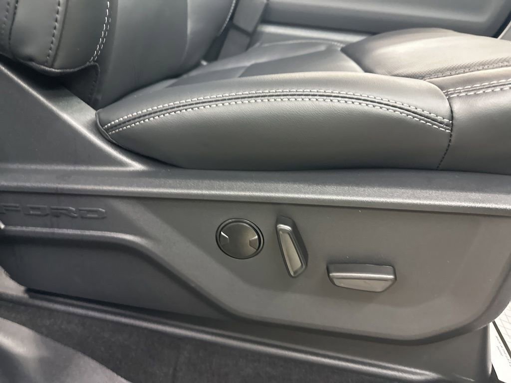 New 2026 Ford Expedition Platinum w/ Stealth Appearance Package image 18