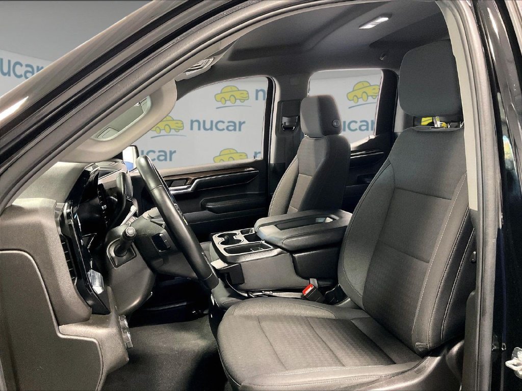 Used 2024 Chevrolet Silverado 1500 LT AWD/4WD image 10
