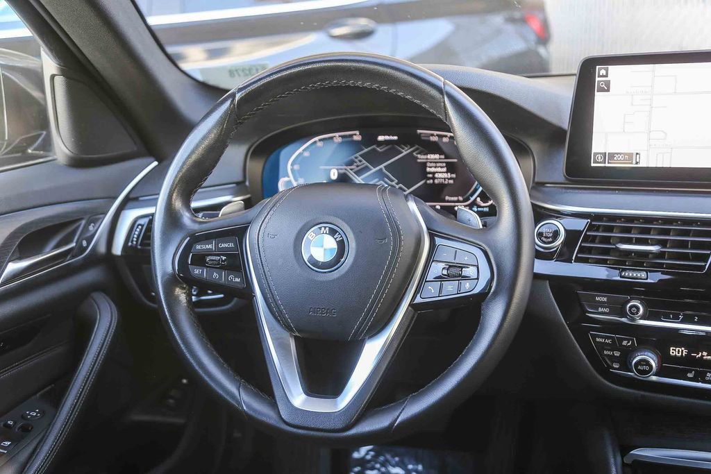 Certified 2023 BMW 530e w/ Convenience Package RWD image 12