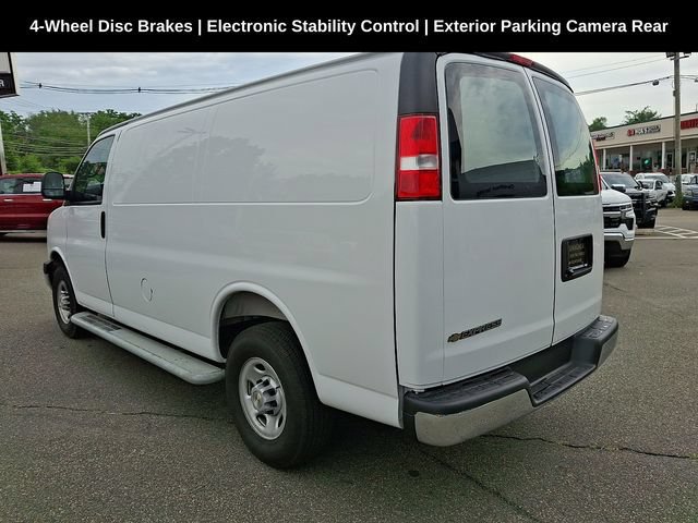 Used 2025 Chevrolet Express 2500 w/ Driver Convenience Package RWD image 8
