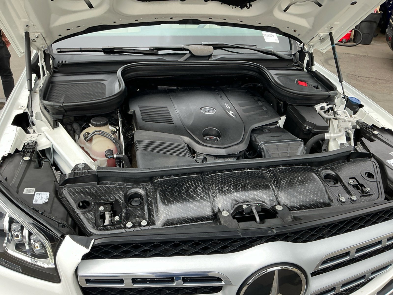 Used 2022 Mercedes-Benz GLS 450 4MATIC w/ AMG Line Exterior image 22