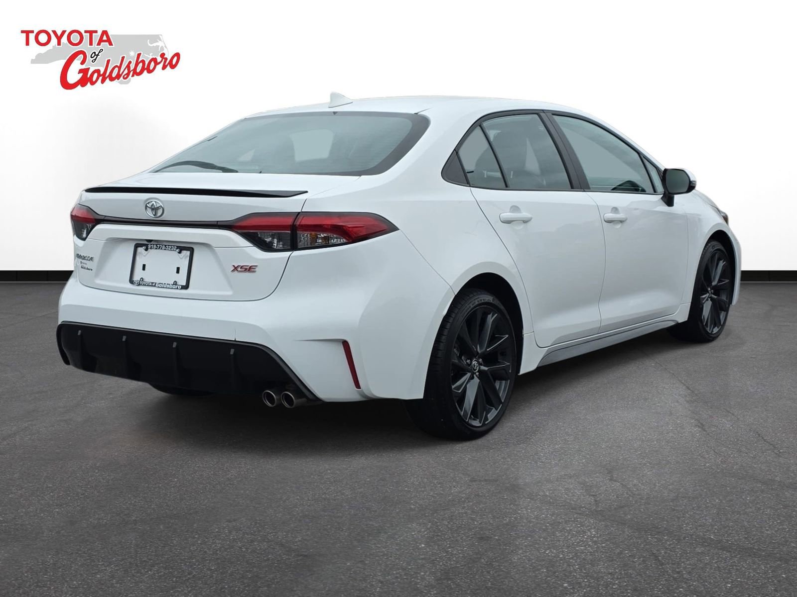 Used 2025 Toyota Corolla XSE image 5