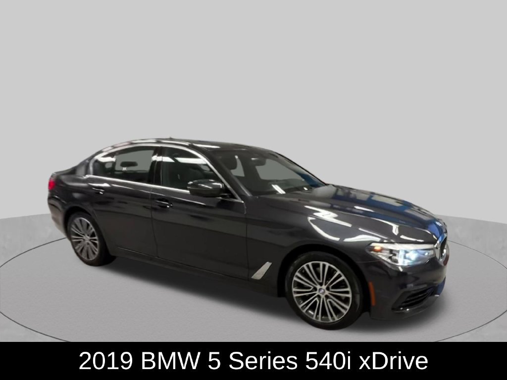 Used 2019 BMW 540i xDrive w/ Convenience Package AWD/4WD image 3