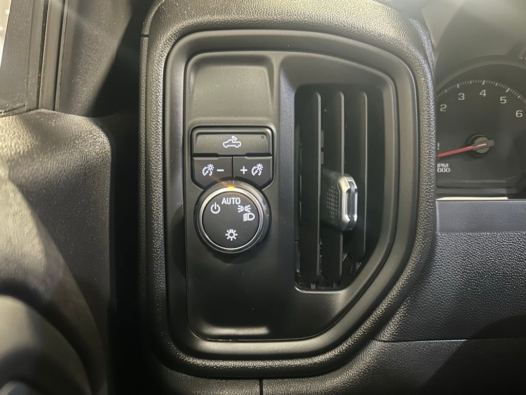 Used 2021 Chevrolet Silverado 1500 W/T w/ WT Value Package image 7