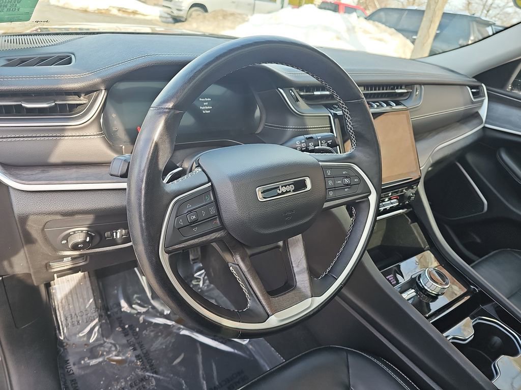 Used 2022 Jeep Grand Cherokee L Limited w/ Trailer Tow Group (B) image 18