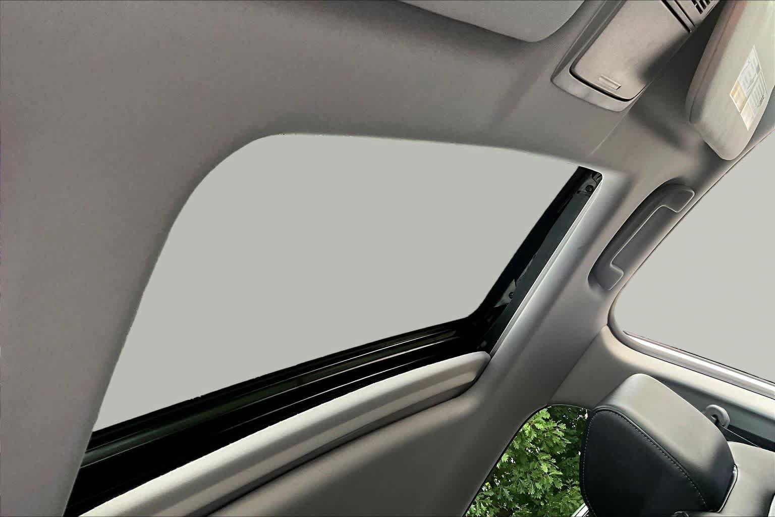 Used 2018 Honda CR-V EX-L image 14