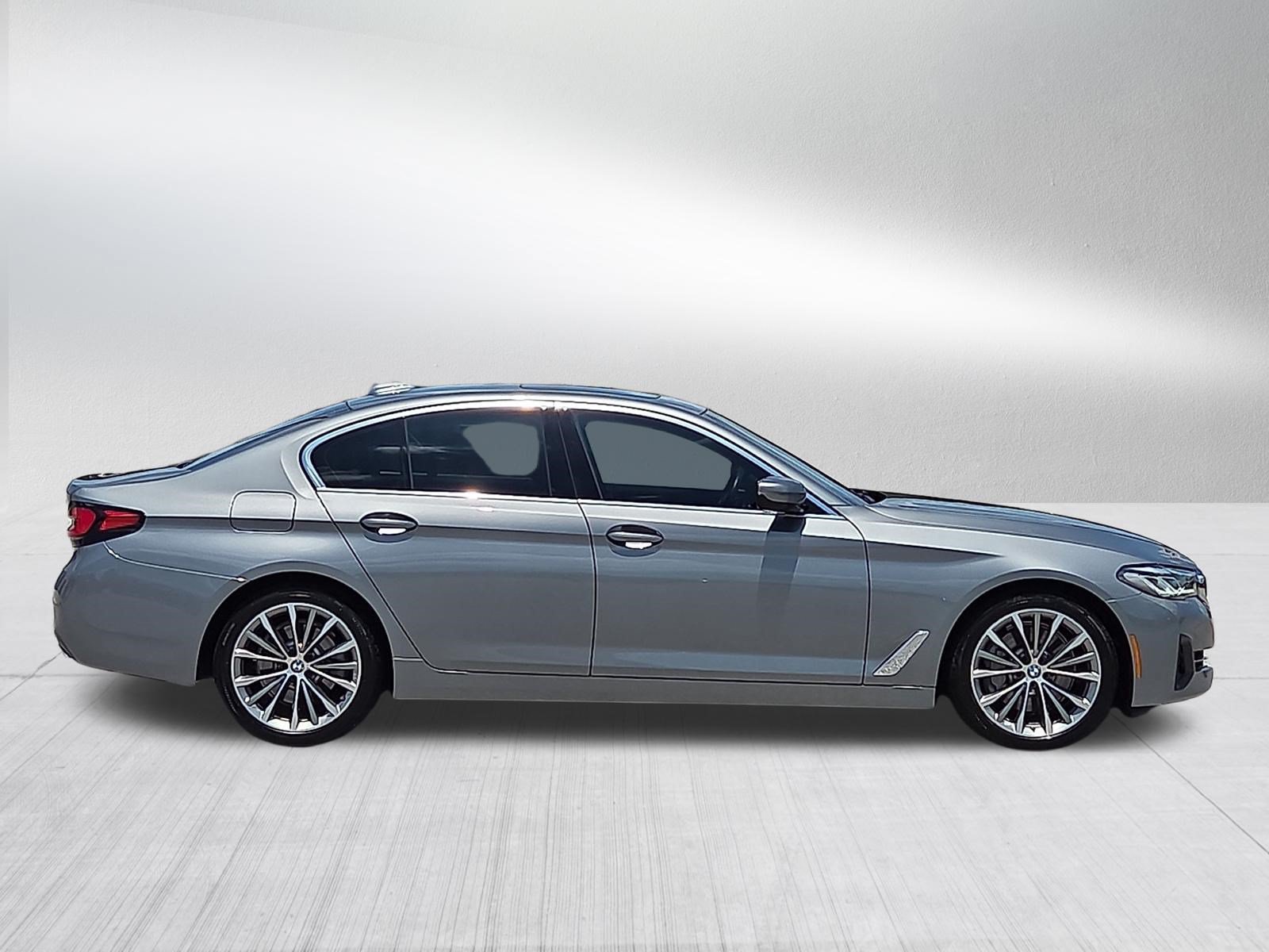 Used 2023 BMW 530i xDrive AWD/4WD image 6