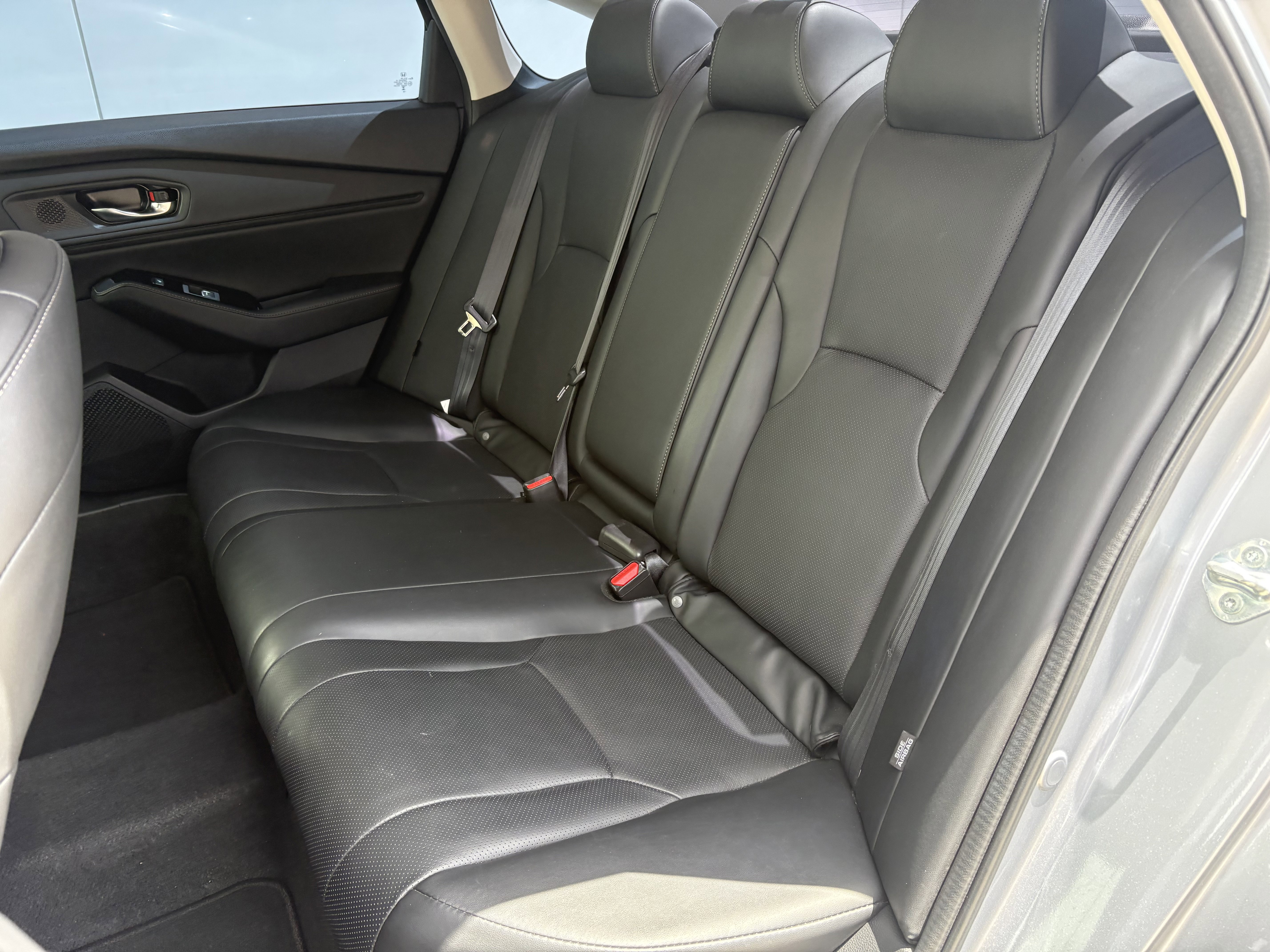 Used 2023 Honda Accord Touring image 11
