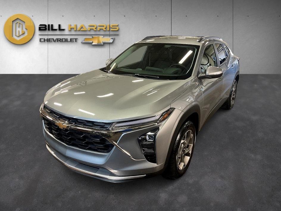 Used 2024 Chevrolet Trax LT w/ LT Convenience Package