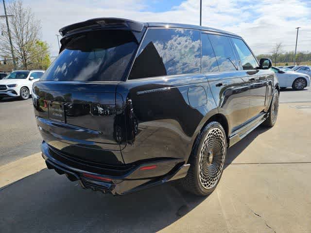 Used 2025 Land Rover Range Rover SE AWD/4WD image 9