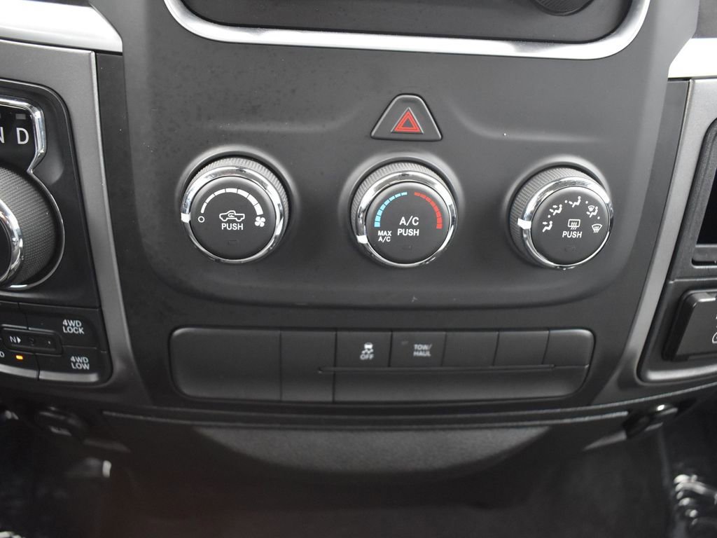 Used 2022 RAM 1500 Classic SLT image 15