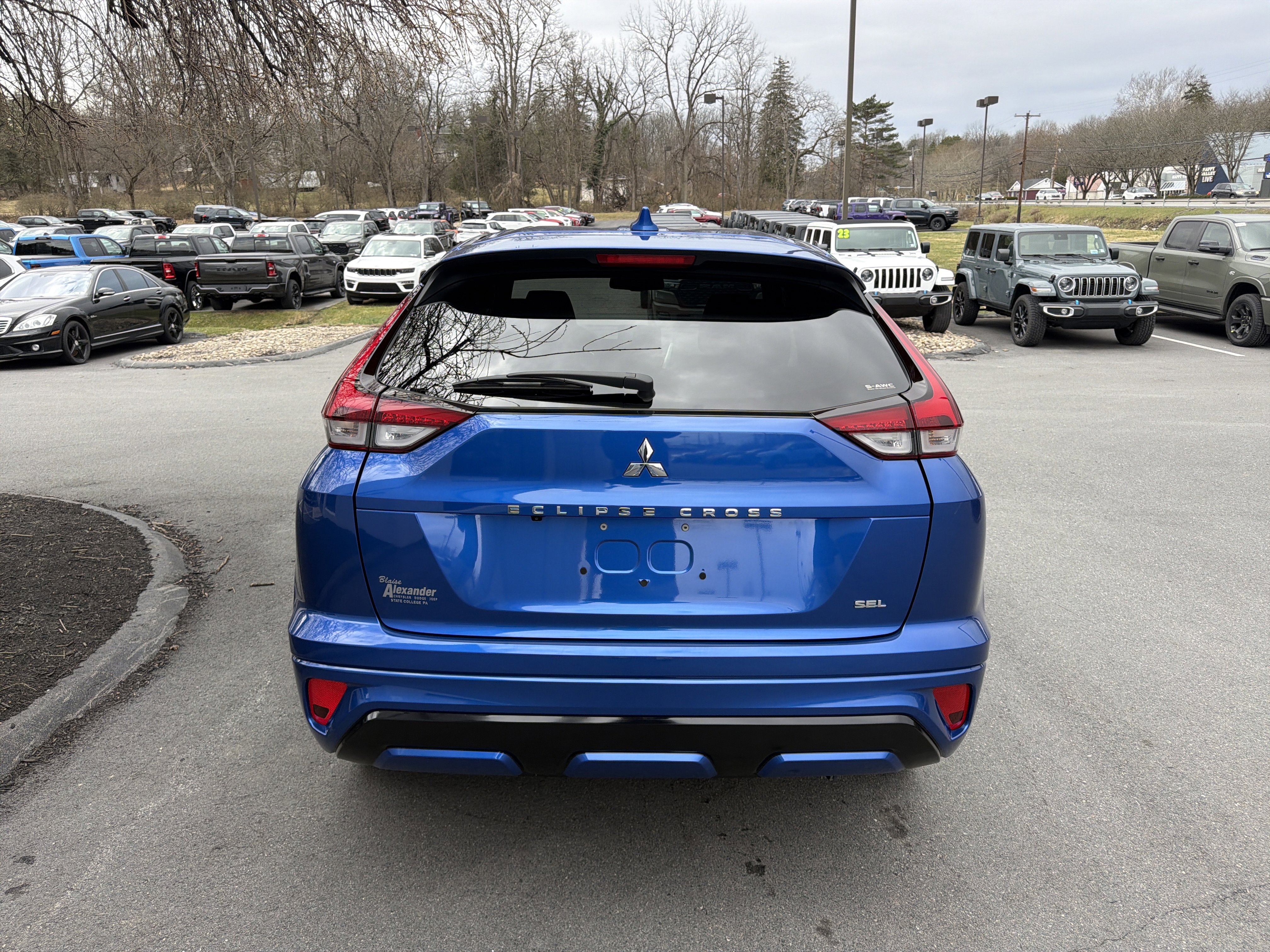 Used 2024 Mitsubishi Eclipse Cross SEL image 4