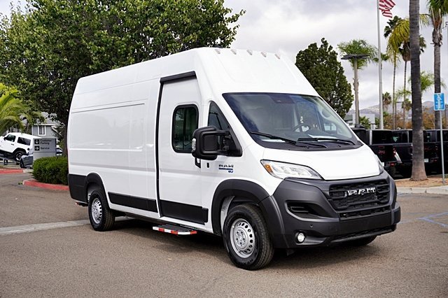 New 2024 RAM ProMaster 3500 w/ Delivery Van Package image 6