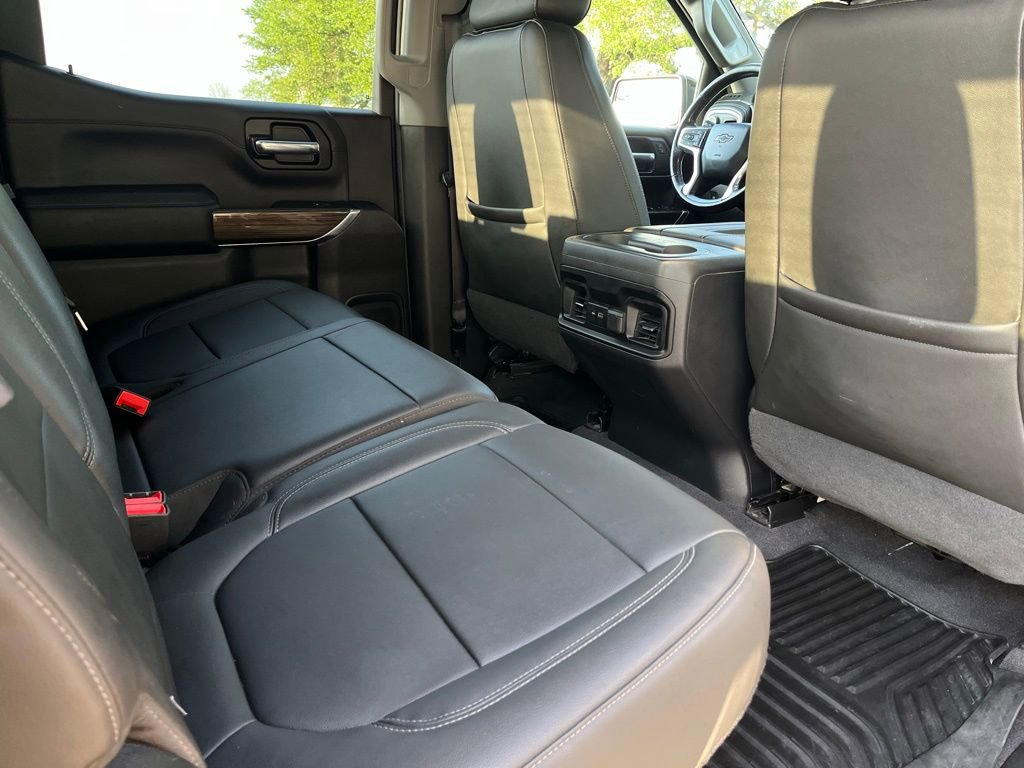 Used 2020 Chevrolet Silverado 1500 RST w/ Texas Edition AWD/4WD image 11