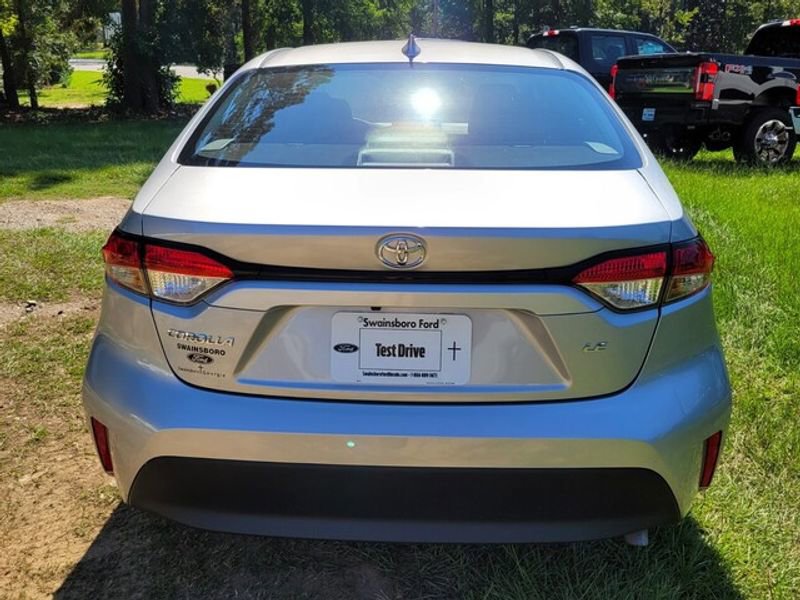 Used 2025 Toyota Corolla LE image 10