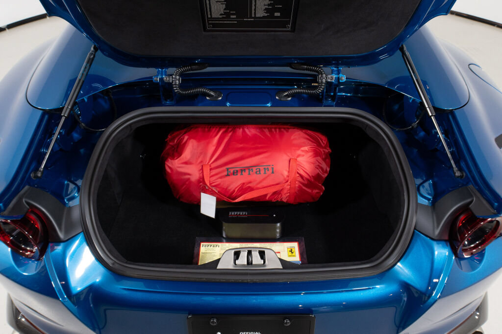 Used 2021 Ferrari 812 GTS RWD image 23