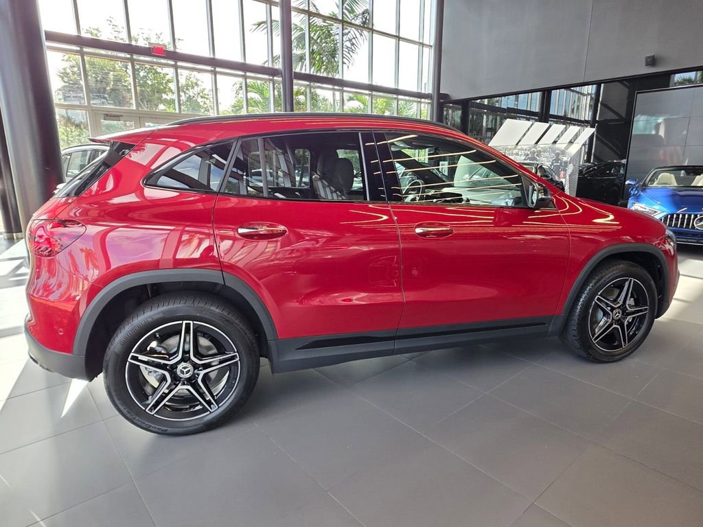 New 2026 Mercedes-Benz GLA 250 image 3