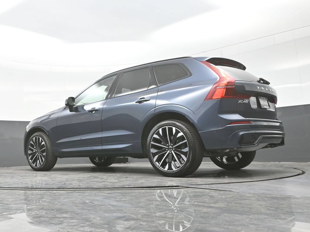 New 2026 Volvo XC60 B5 Ultra w/ Climate Package AWD/4WD image 31