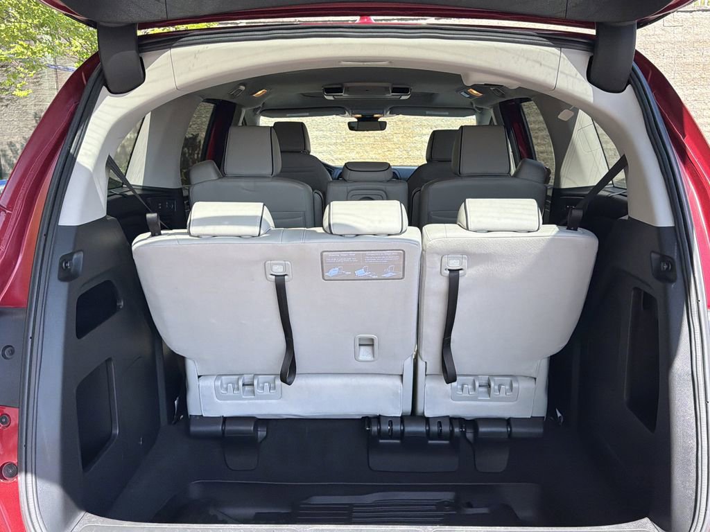 Used 2025 Honda Odyssey Touring image 17