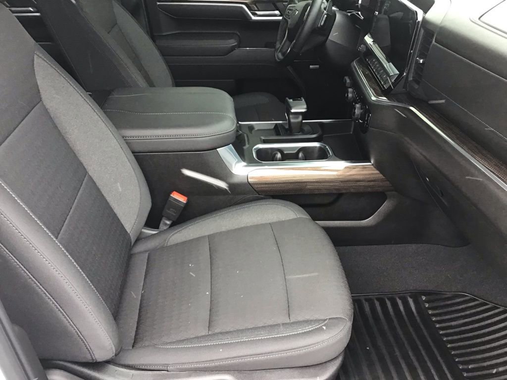 Used 2025 Chevrolet Silverado 1500 RST w/ Convenience Package II image 11